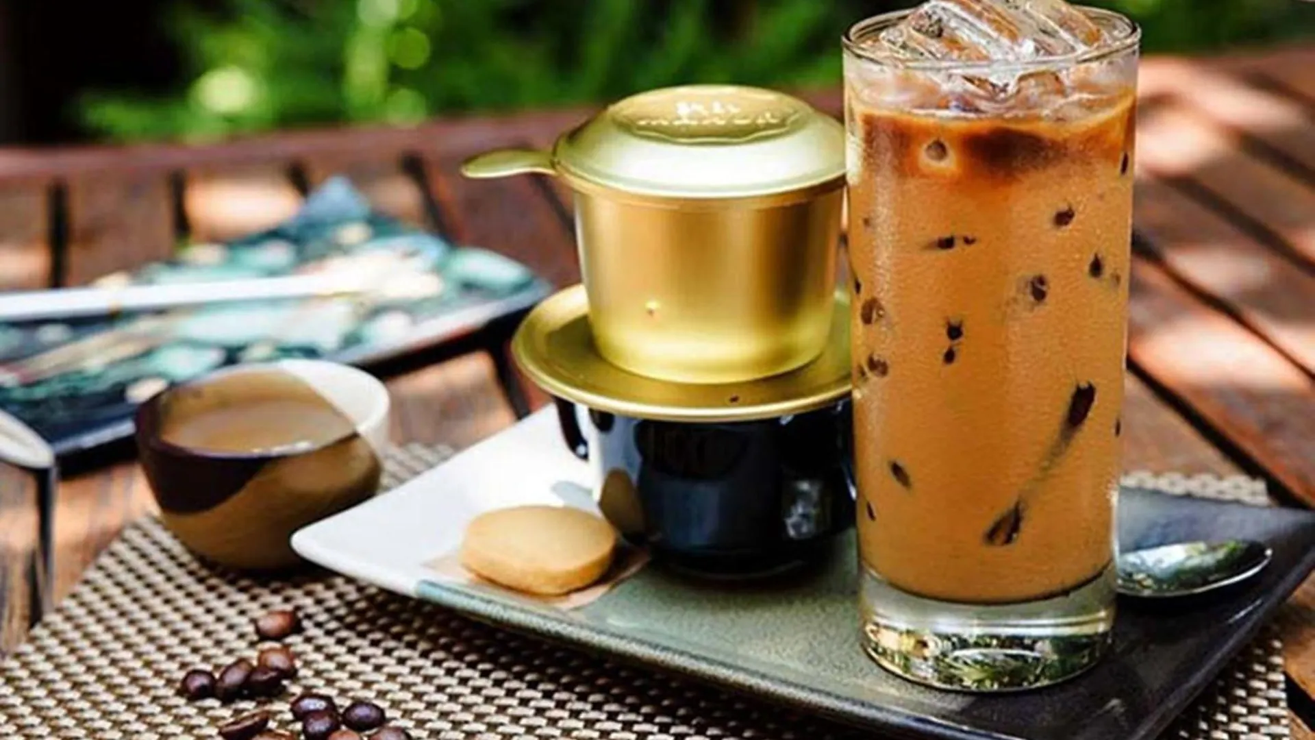Vuon Bach Thao Villa Hội An Couette-café